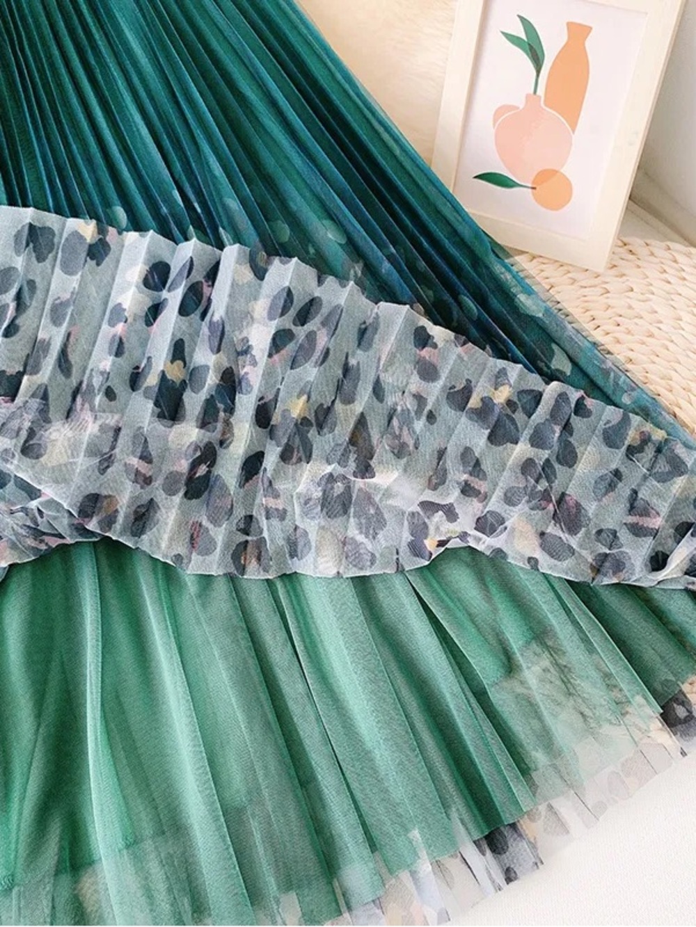 Sz L Enchanted Sheer Leopard Midi Skirt – Emerald Green - Picture 4 of 5